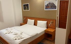 Central Green Hotel
